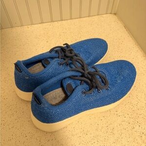 Women’s Allbirds Size 10